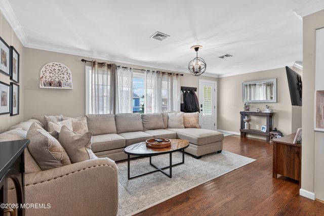 50 Maple Street, Beachwood, NJ 08722