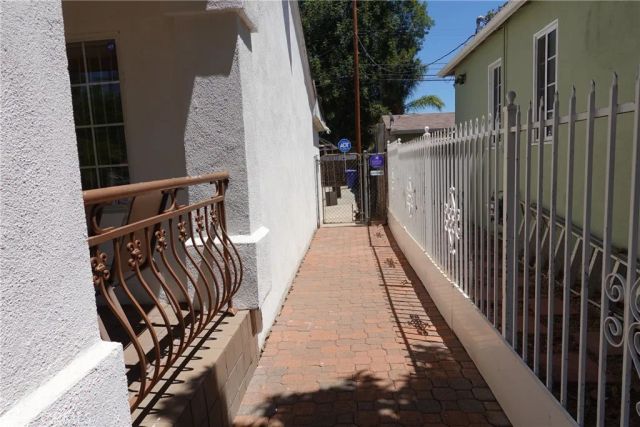 5924 Lindley Avenue, Encino, CA 91316