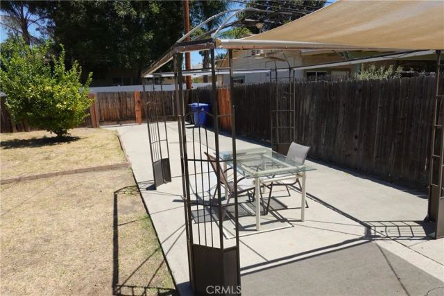 5924 Lindley Avenue, Encino, CA 91316