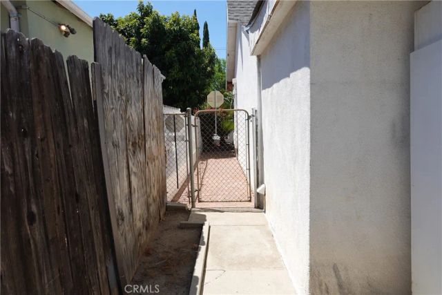 5924 Lindley Avenue, Encino, CA 91316