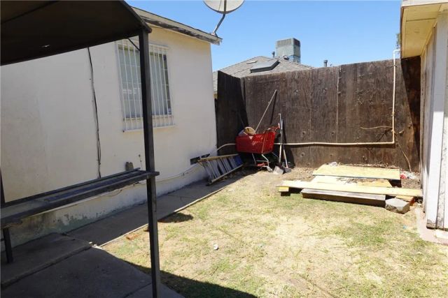 5924 Lindley Avenue, Encino, CA 91316