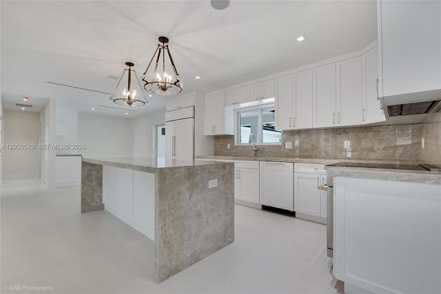 7107 SW 63rd Avenue, South Miami, FL 33143