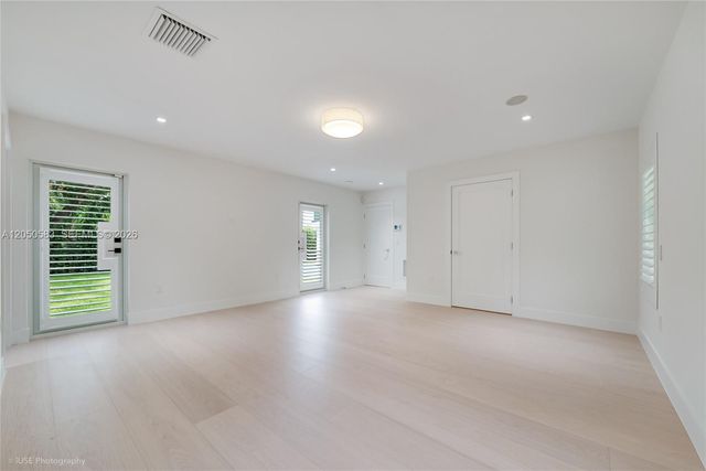 7107 SW 63rd Avenue, South Miami, FL 33143