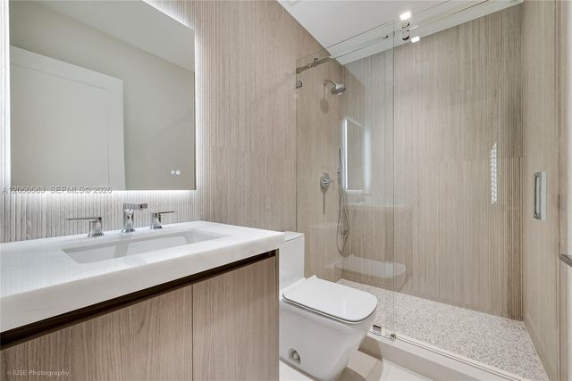 7107 SW 63rd Avenue, South Miami, FL 33143