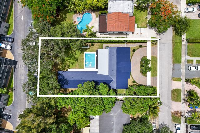 7107 SW 63rd Avenue, South Miami, FL 33143