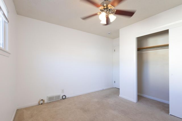1771 Ivy Avenue E, Saint Paul, MN 55106
