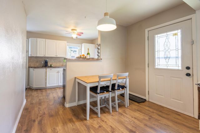 1771 Ivy Avenue E, Saint Paul, MN 55106