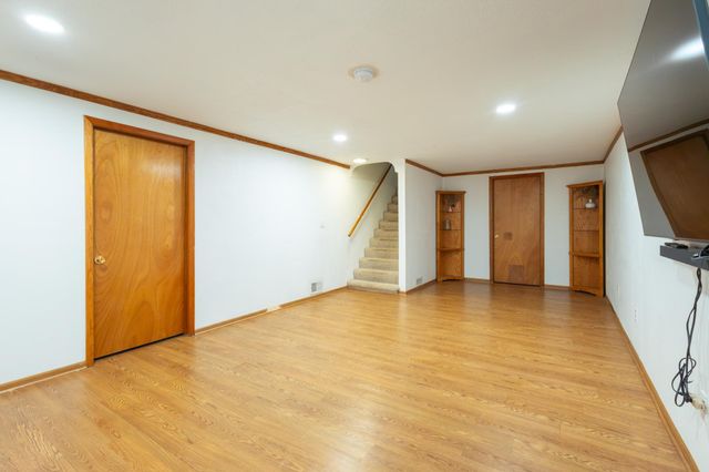 1771 Ivy Avenue E, Saint Paul, MN 55106
