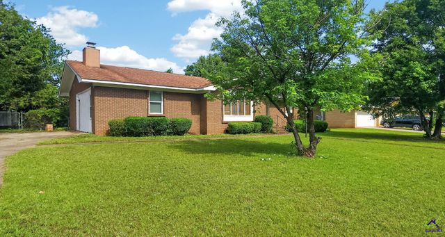 709 Meadowridge Dr, Warner Robins, GA 31093