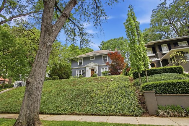 712 Oakwood Avenue, Oakwood, OH 45419