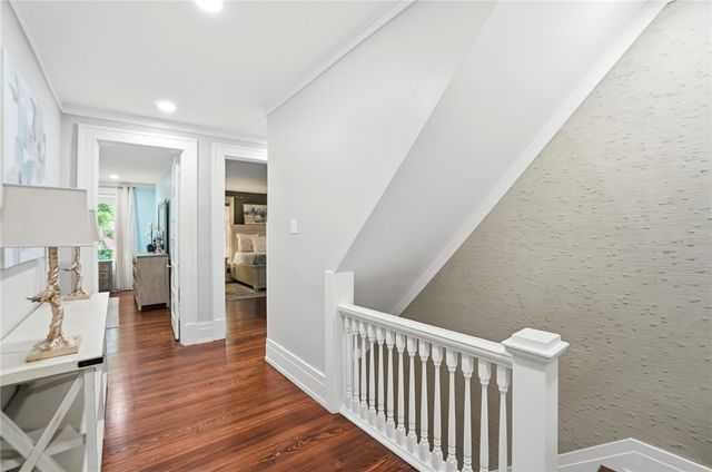 712 Oakwood Avenue, Oakwood, OH 45419