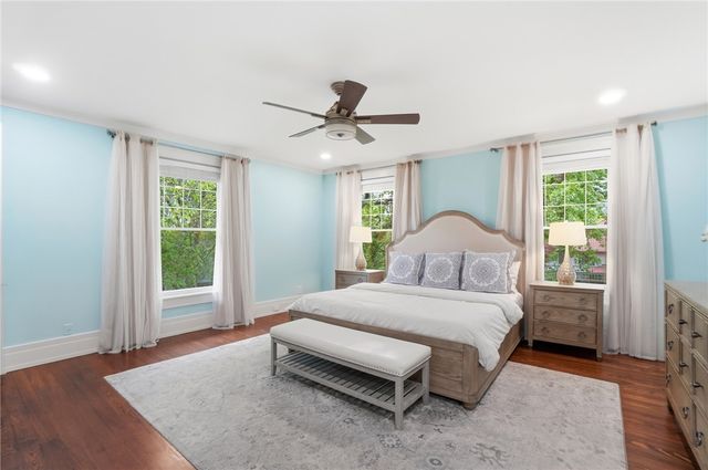 712 Oakwood Avenue, Oakwood, OH 45419