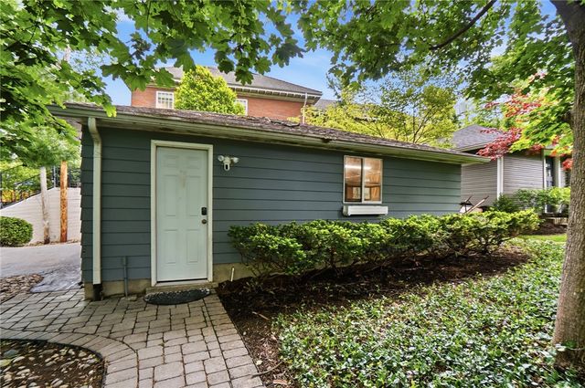 712 Oakwood Avenue, Oakwood, OH 45419