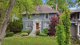 712 Oakwood Avenue, Oakwood, OH 45419