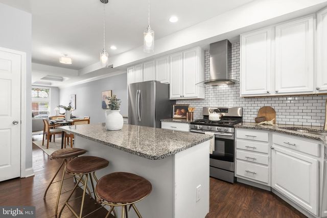 611 S LINWOOD AVE, Baltimore, MD 21224