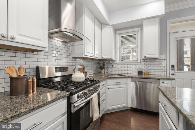 611 S LINWOOD AVE, Baltimore, MD 21224