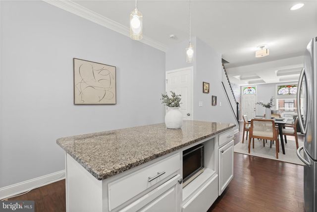 611 S LINWOOD AVE, Baltimore, MD 21224