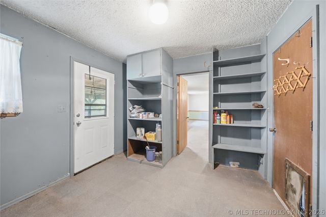 15550 S 4187 Road, Claremore, OK 74017