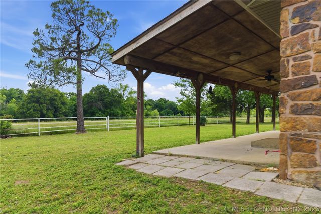 15550 S 4187 Road, Claremore, OK 74017