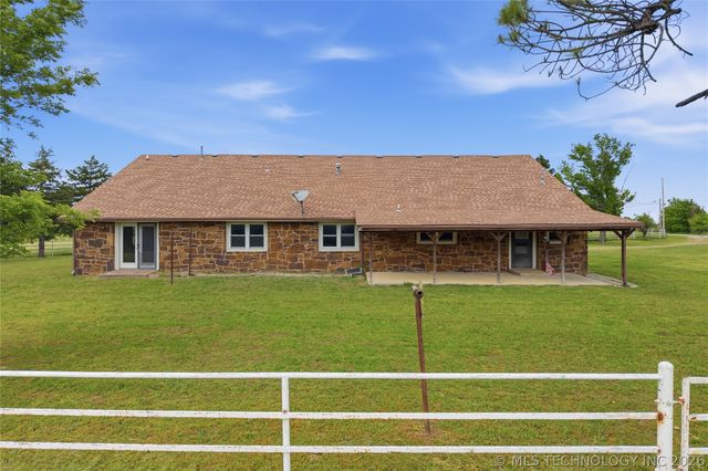 15550 S 4187 Road, Claremore, OK 74017