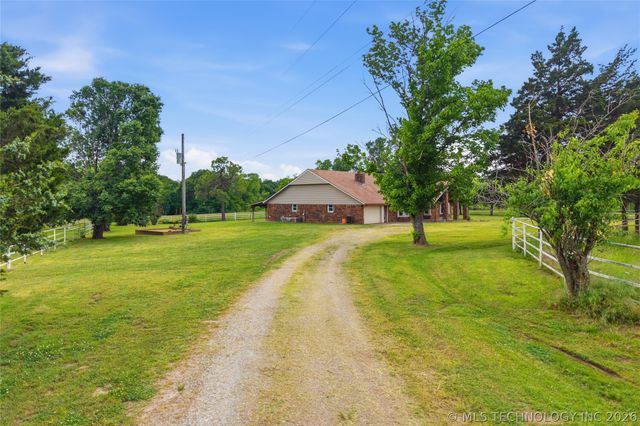 15550 S 4187 Road, Claremore, OK 74017