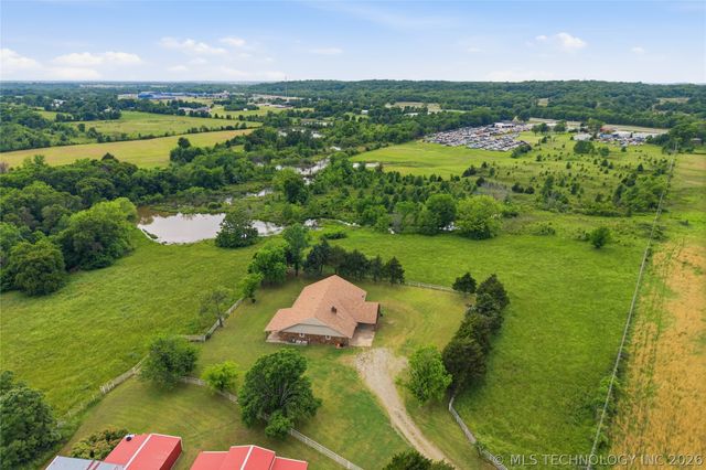 15550 S 4187 Road, Claremore, OK 74017