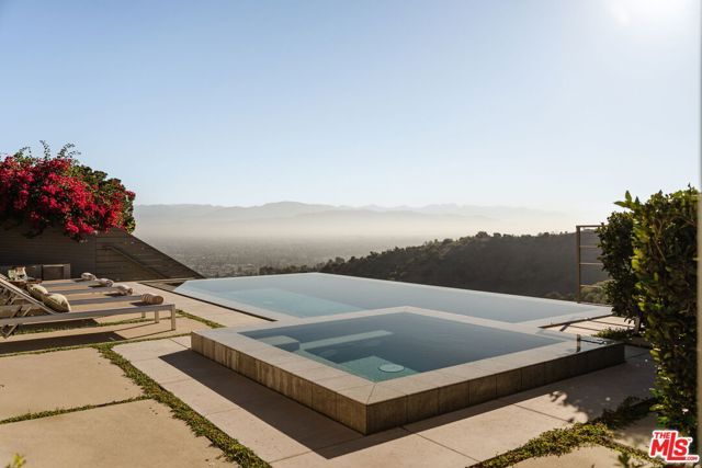 3642 Beverly Ridge Drive, Sherman Oaks, CA 91423