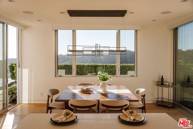3642 Beverly Ridge Drive, Sherman Oaks, CA 91423