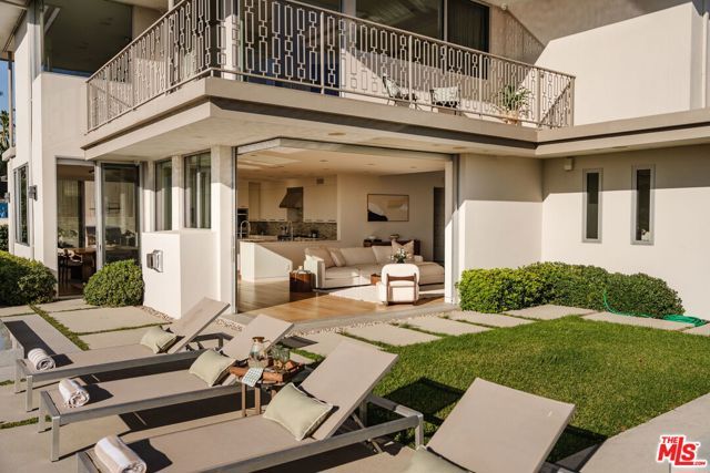 3642 Beverly Ridge Drive, Sherman Oaks, CA 91423