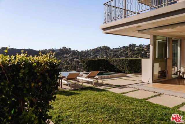 3642 Beverly Ridge Drive, Sherman Oaks, CA 91423