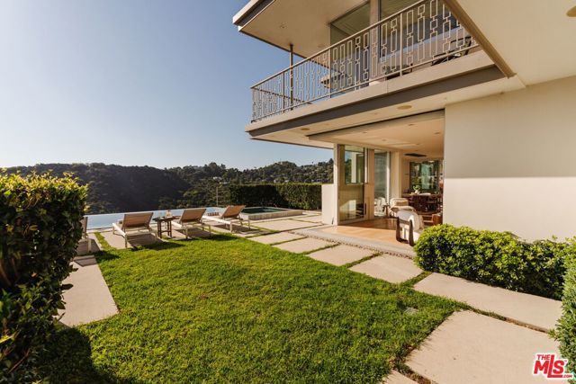 3642 Beverly Ridge Drive, Sherman Oaks, CA 91423