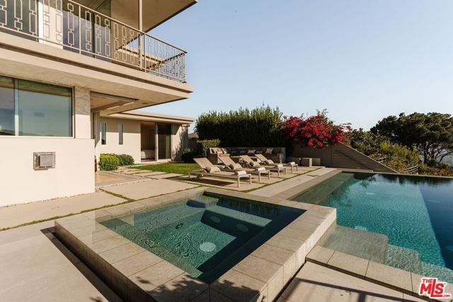 3642 Beverly Ridge Drive, Sherman Oaks, CA 91423