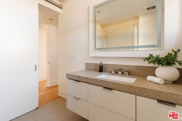 3642 Beverly Ridge Drive, Sherman Oaks, CA 91423