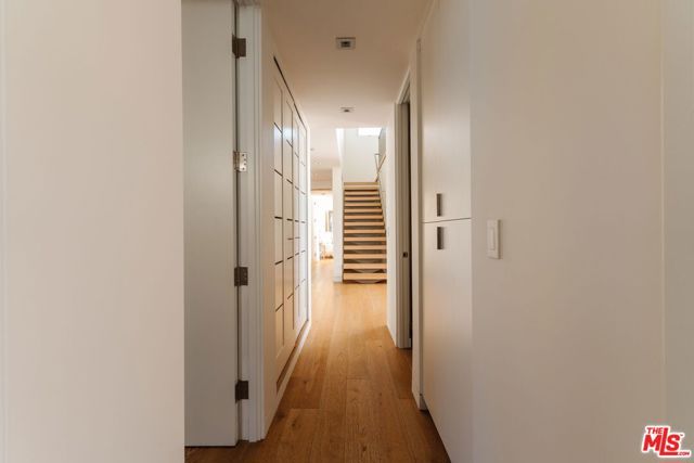 3642 Beverly Ridge Drive, Sherman Oaks, CA 91423