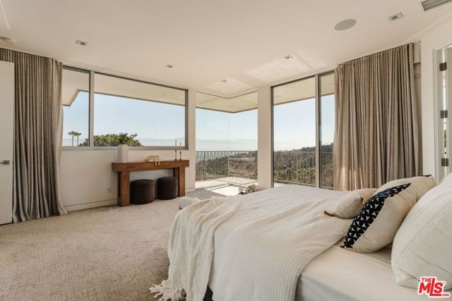 3642 Beverly Ridge Drive, Sherman Oaks, CA 91423