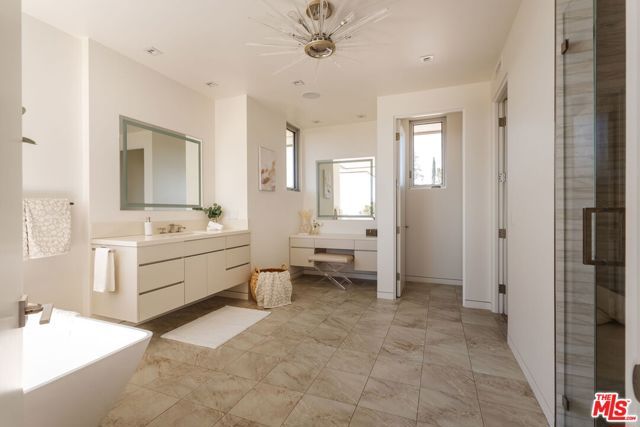 3642 Beverly Ridge Drive, Sherman Oaks, CA 91423