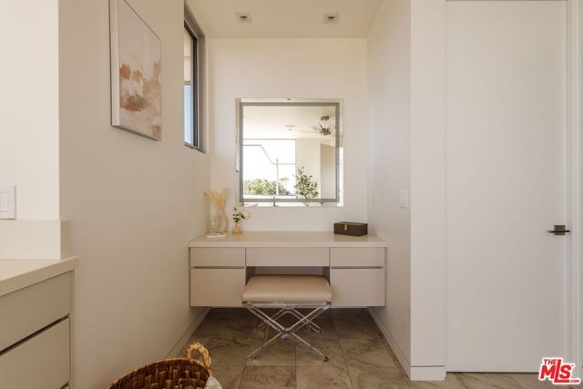 3642 Beverly Ridge Drive, Sherman Oaks, CA 91423