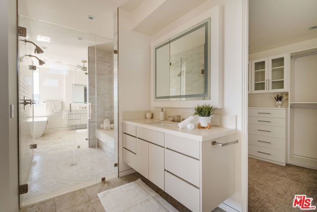 3642 Beverly Ridge Drive, Sherman Oaks, CA 91423