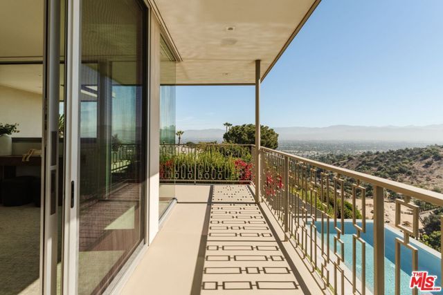 3642 Beverly Ridge Drive, Sherman Oaks, CA 91423