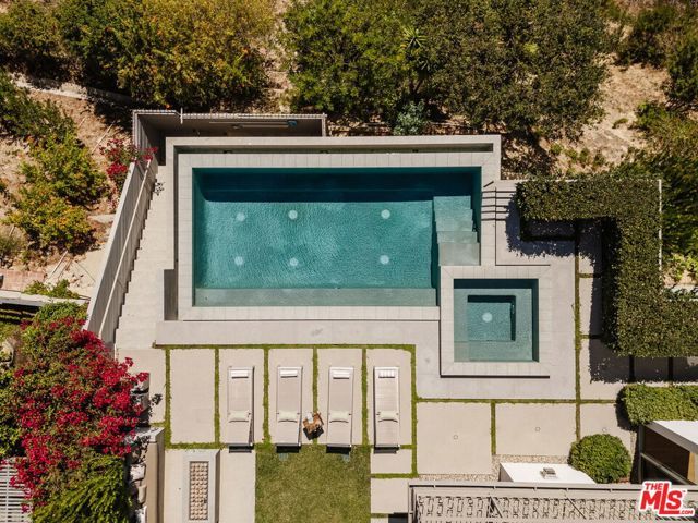3642 Beverly Ridge Drive, Sherman Oaks, CA 91423