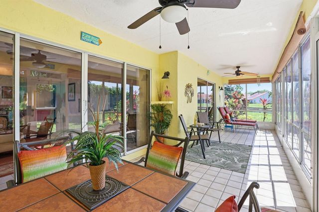 7930 Lake Sands Drive, Delray Beach, FL 33446