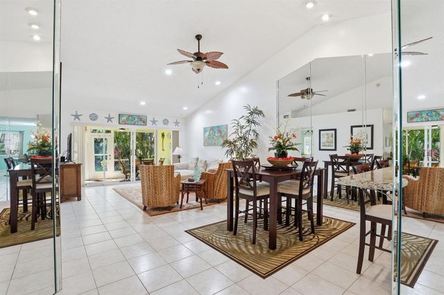 7930 Lake Sands Drive, Delray Beach, FL 33446
