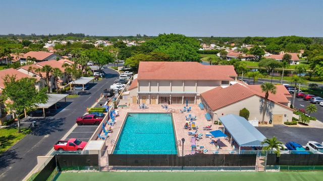7930 Lake Sands Drive, Delray Beach, FL 33446