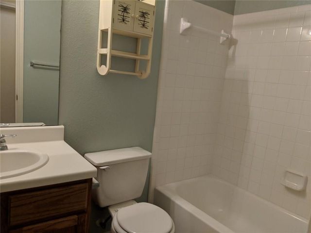 216 Avalanche Ave, Georgetown, TX 78626