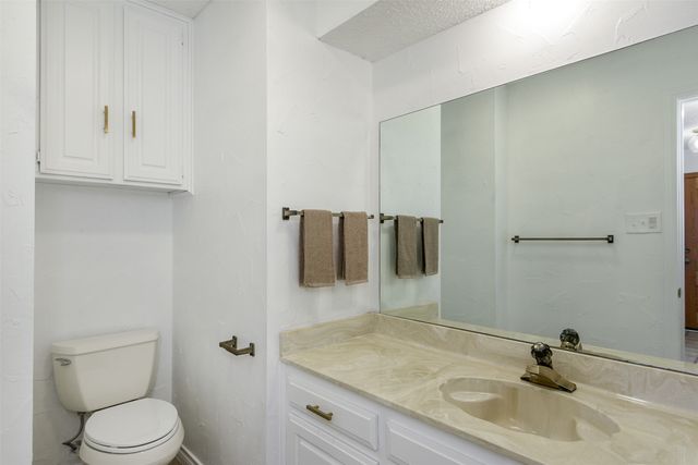 1110 Shady Oak Trail, Mansfield, TX 76063