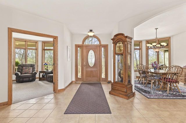 12301 W Ryan ROAD, Franklin, WI 53132