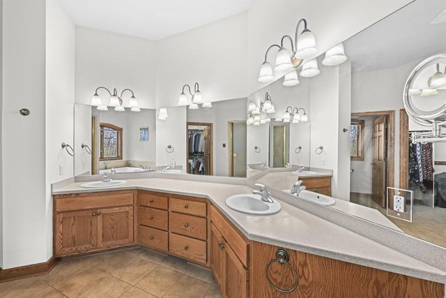 12301 W Ryan ROAD, Franklin, WI 53132
