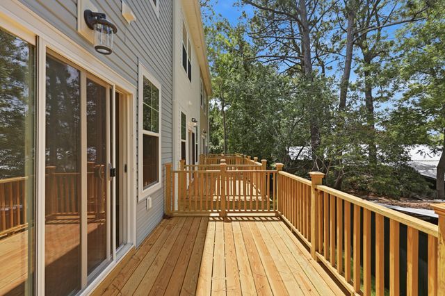 128 Fernbank Road Court, Johns Island, SC 29455