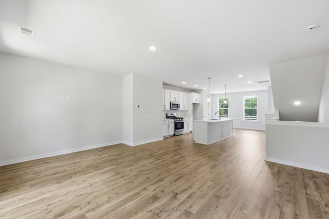 128 Fernbank Road Court, Johns Island, SC 29455