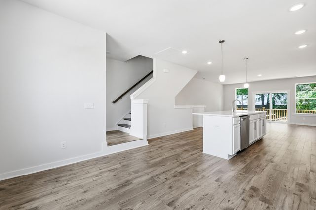 128 Fernbank Road Court, Johns Island, SC 29455